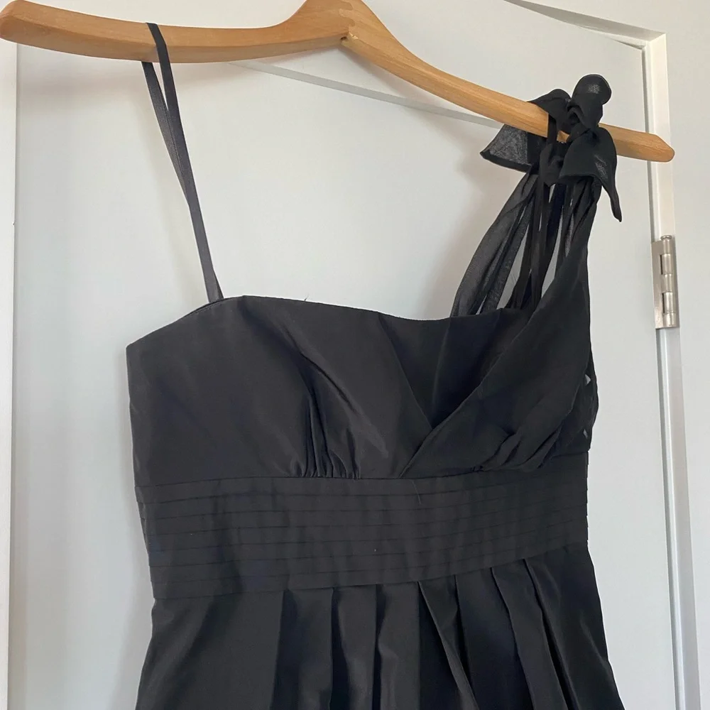 BCBG MAXAZRIA 2P Black Cocktail Dress - Picture 3 of 5